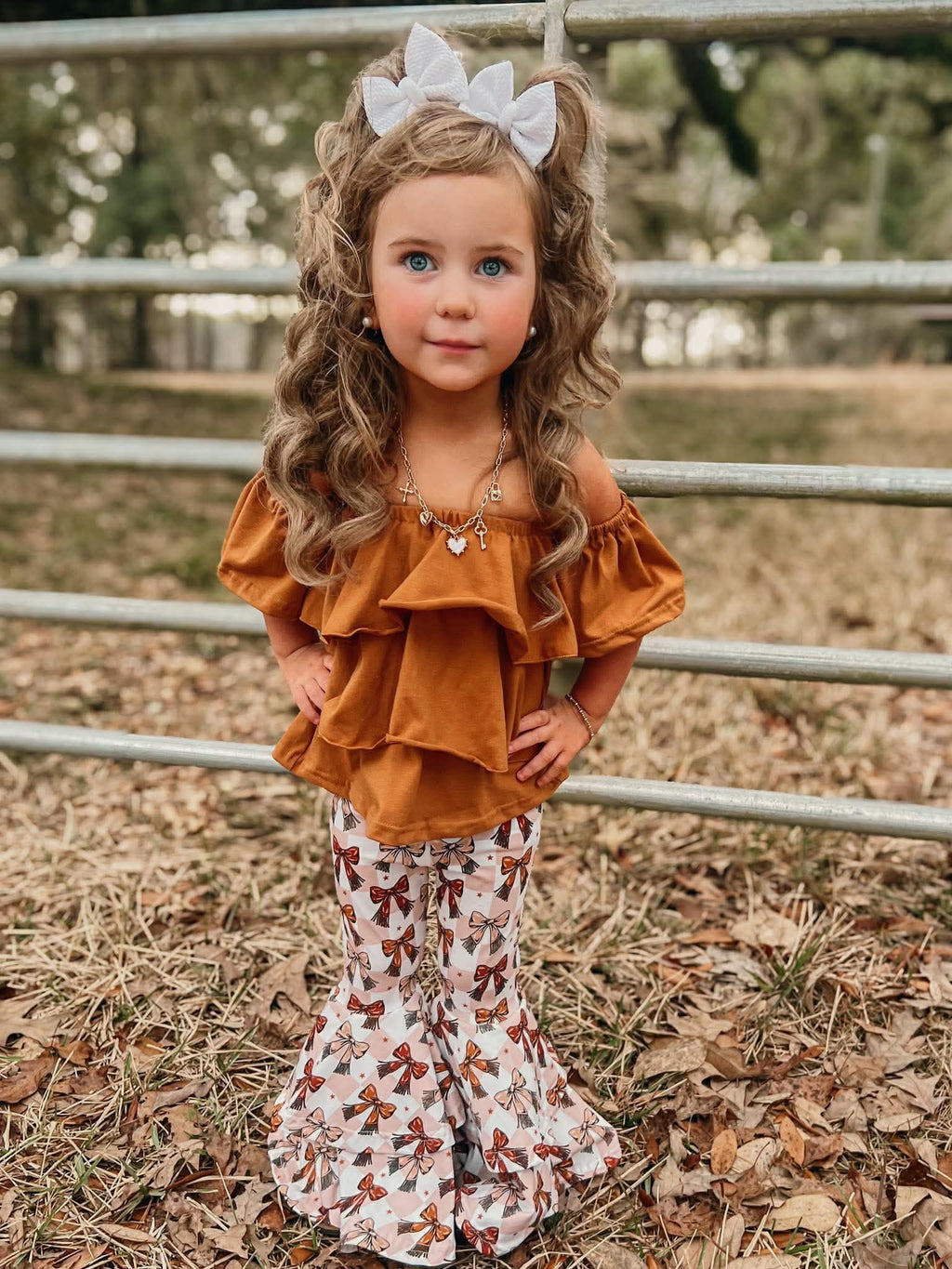 Saddle ruffle top
