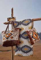 Congo Pouch Myra Bag