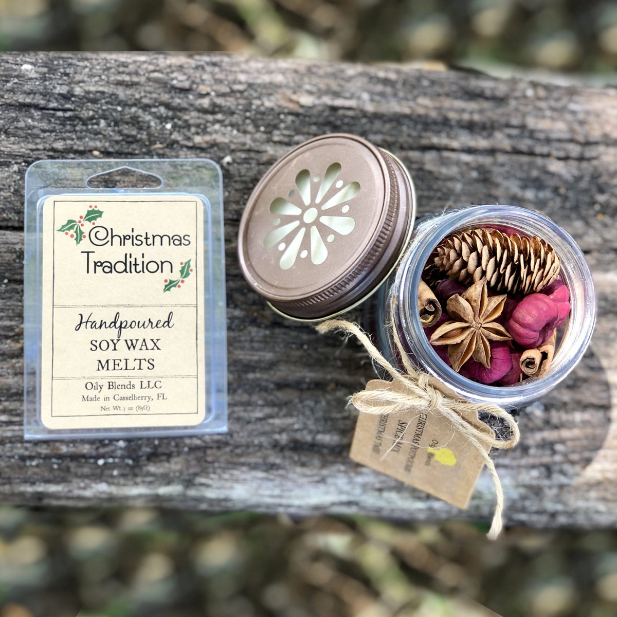 Christmas Scented Soy Wax Melts - 3 oz - Oily BlendsChristmas Scented Soy Wax Melts - 3 oz