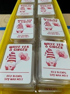 Heart Gnome Valentine Wax Melts - Oily BlendsHeart Gnome Valentine Wax Melts