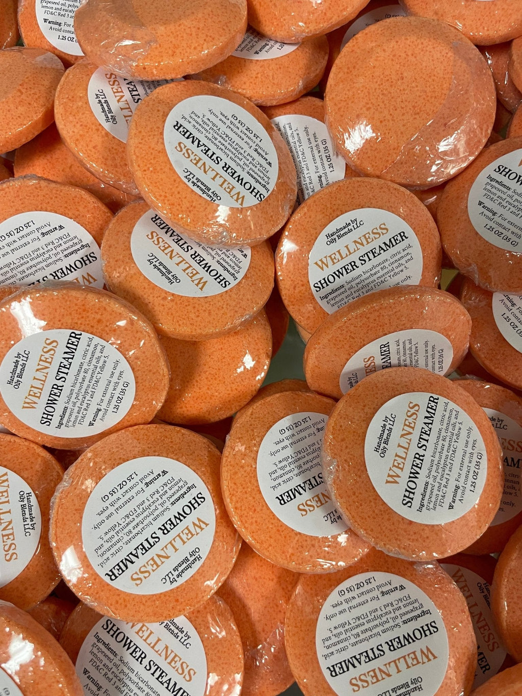 Set of 36 Essential Oil Shower Steamers with Display Jar - Oily BlendsSet of 36 Essential Oil Shower Steamers with Display Jar